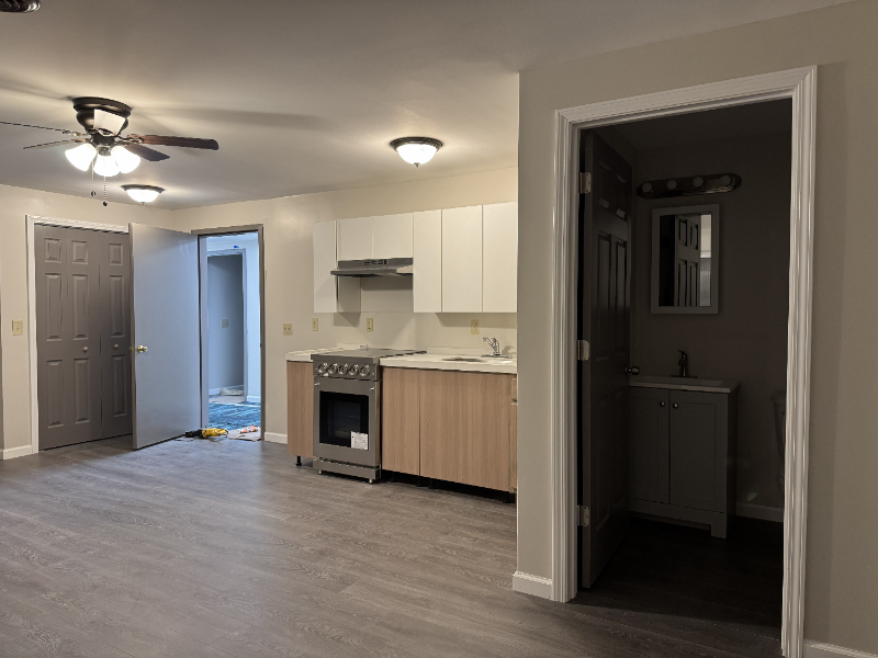 355 S Main St #A2 - Photo 3 of 8