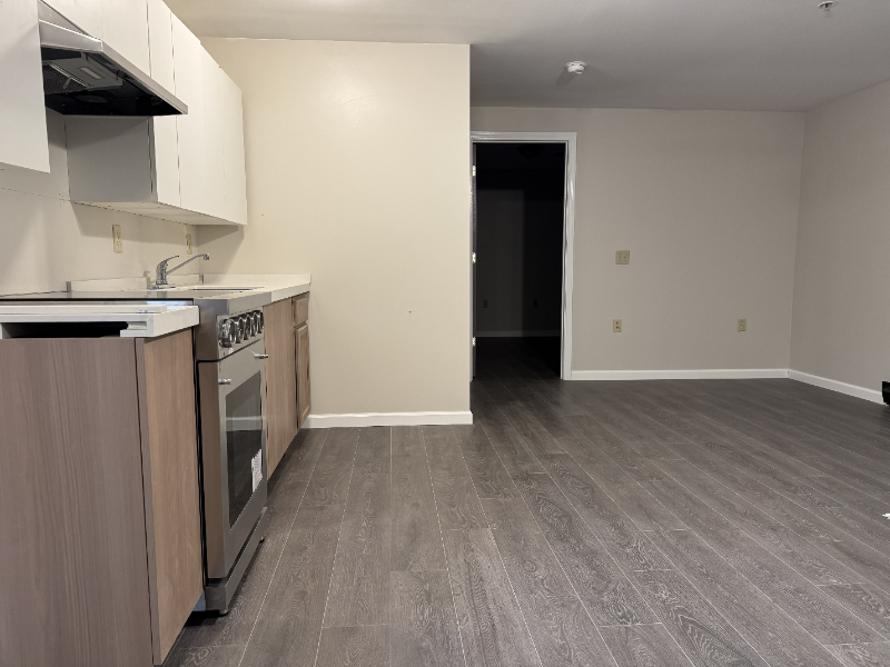 355 S Main St #A2 - Photo 4 of 8