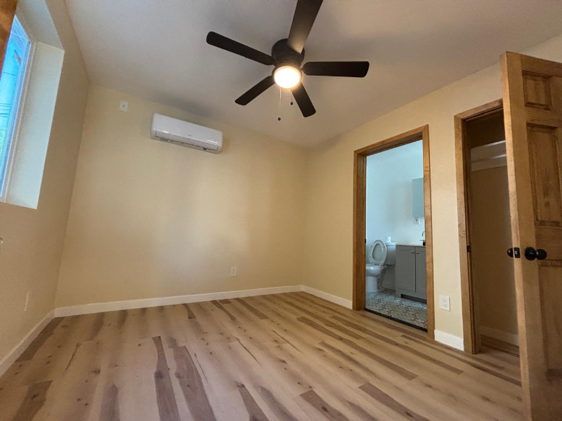 1628 W 24th St - Photo 2 of 8