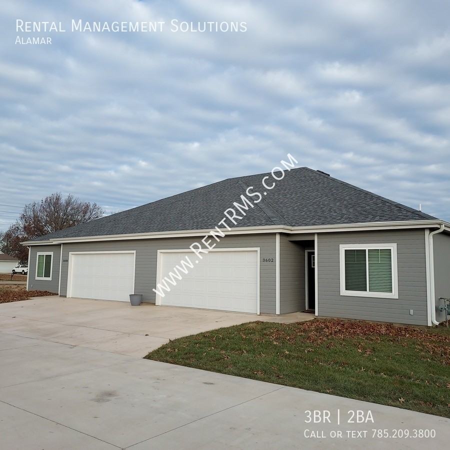 3600 Topeka - Photo 2 of 27