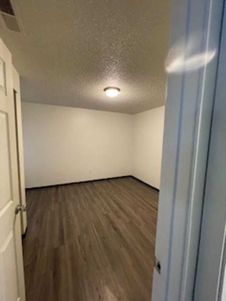 pe01 - Progress Estates Apartment LLC - Photo 6 of 9