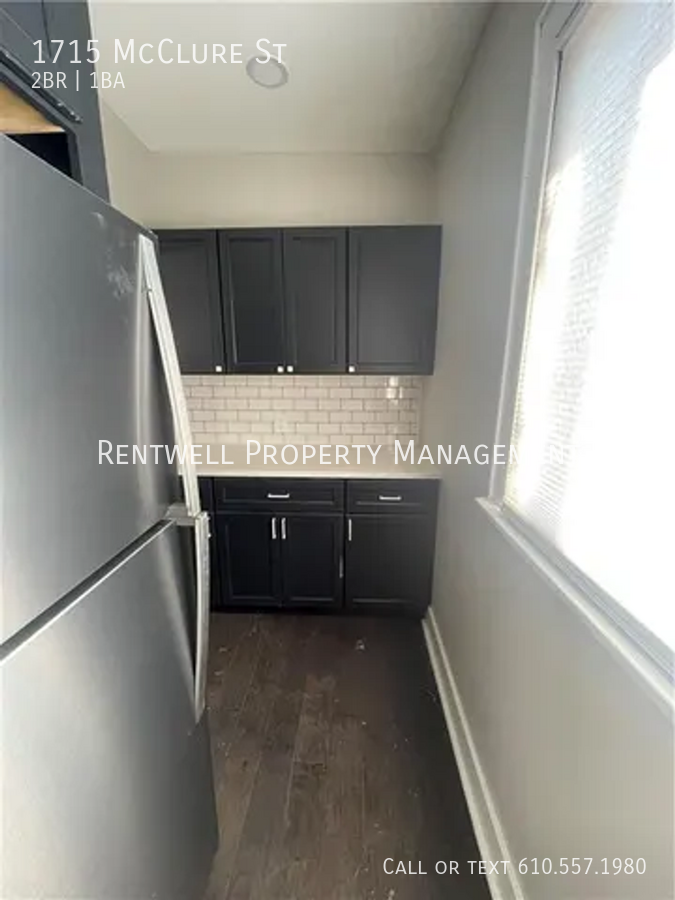 1715 Mcclure Street - Photo 6 of 12