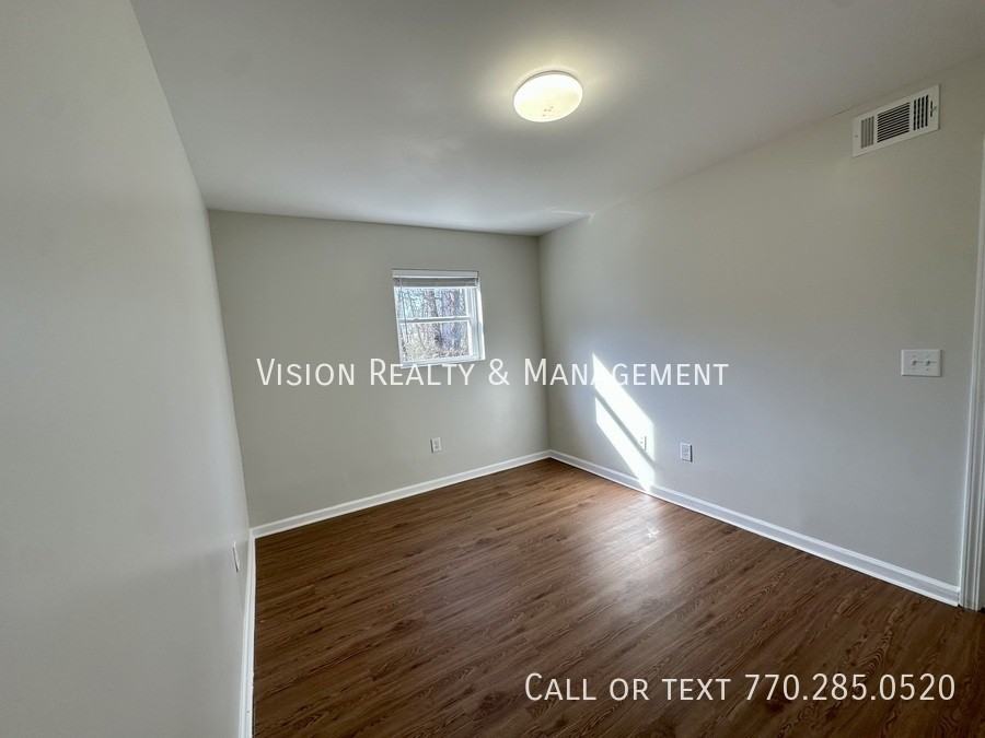 102 Sewell Road #1 - Photo 6 of 25