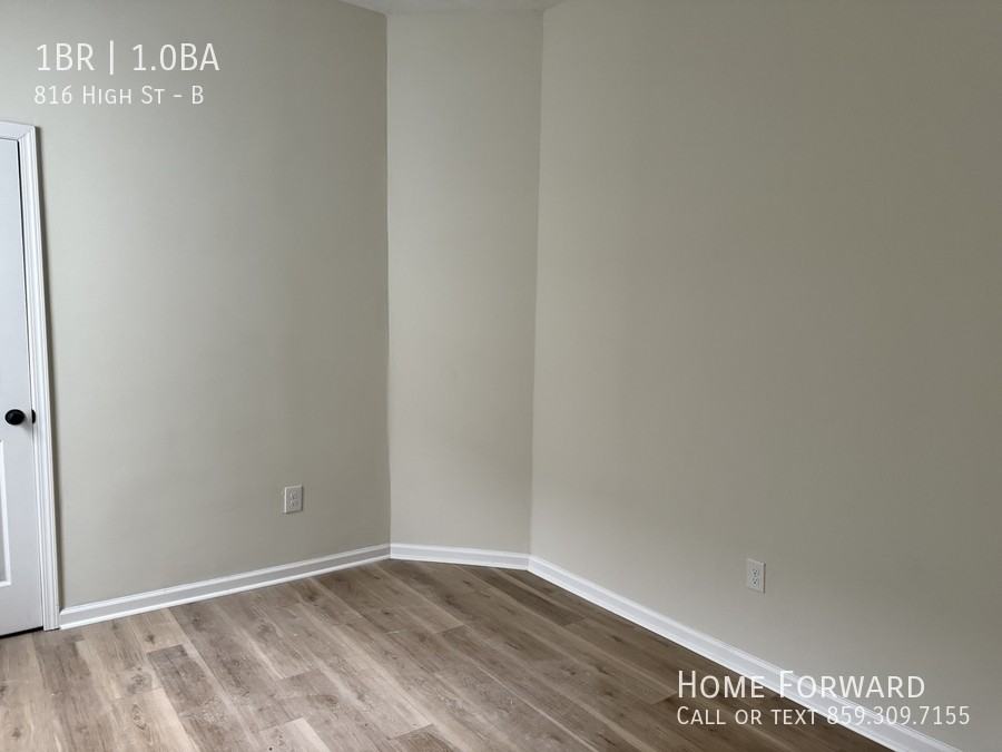 816 High Street #B - Photo 2 of 4
