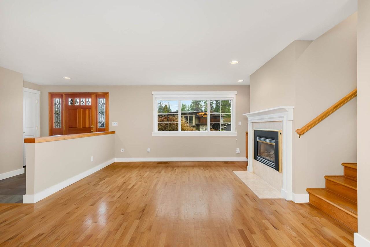 1305 5th Street - Photo 3 of 18