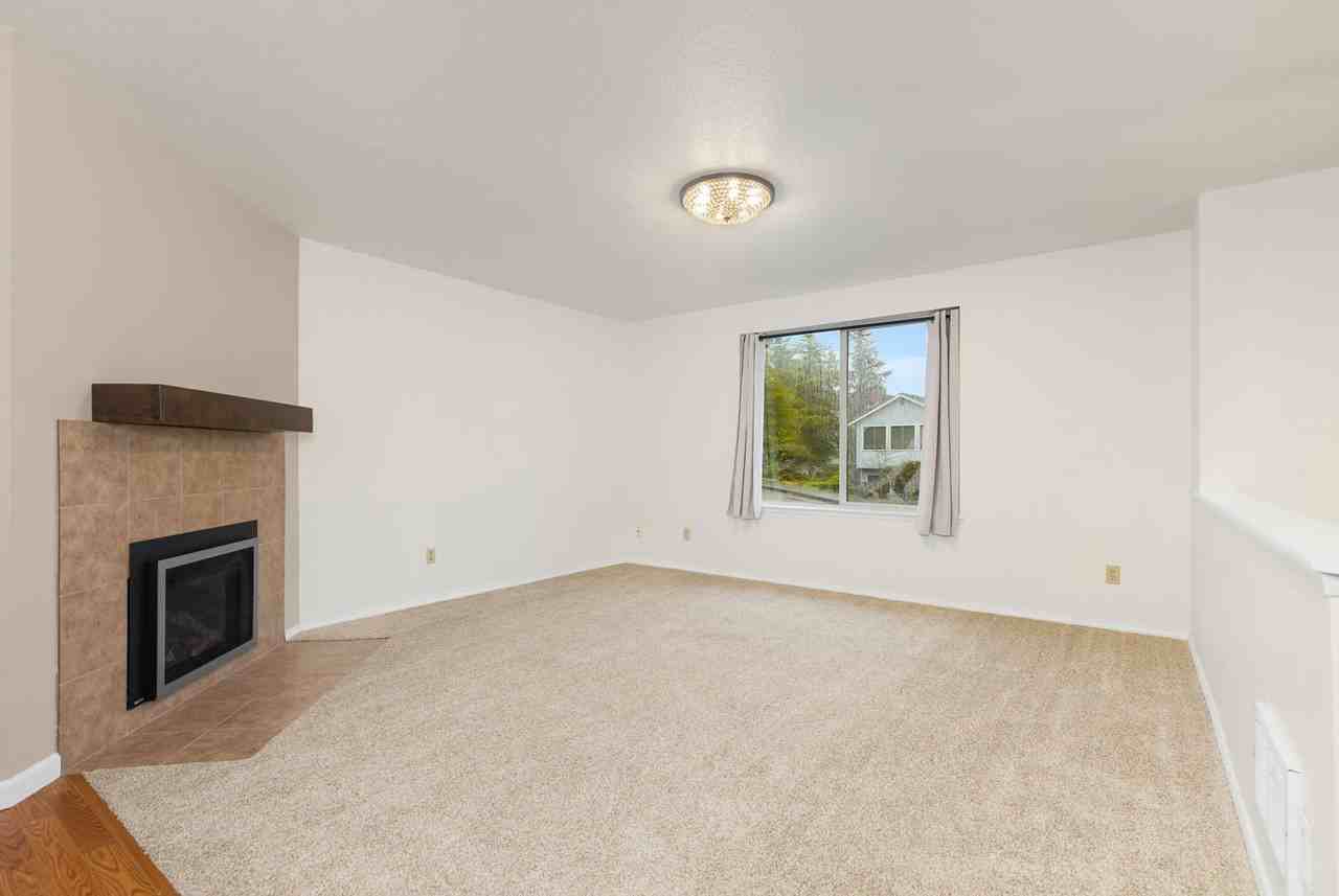 14430 Southeast 194th Street - Photo 5 of 18