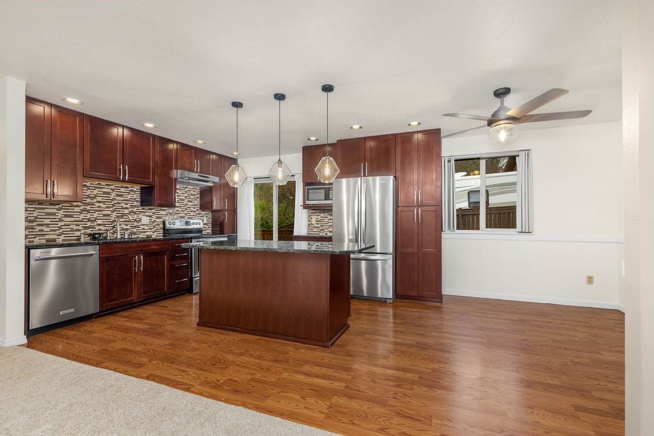 14430 Southeast 194th Street - Photo 7 of 18