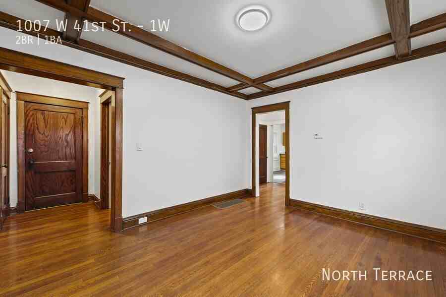 1007 W 41st St #1W - Photo 7 of 19