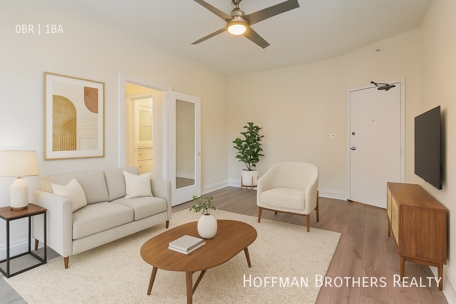 649 North Rossmore Avenue #104