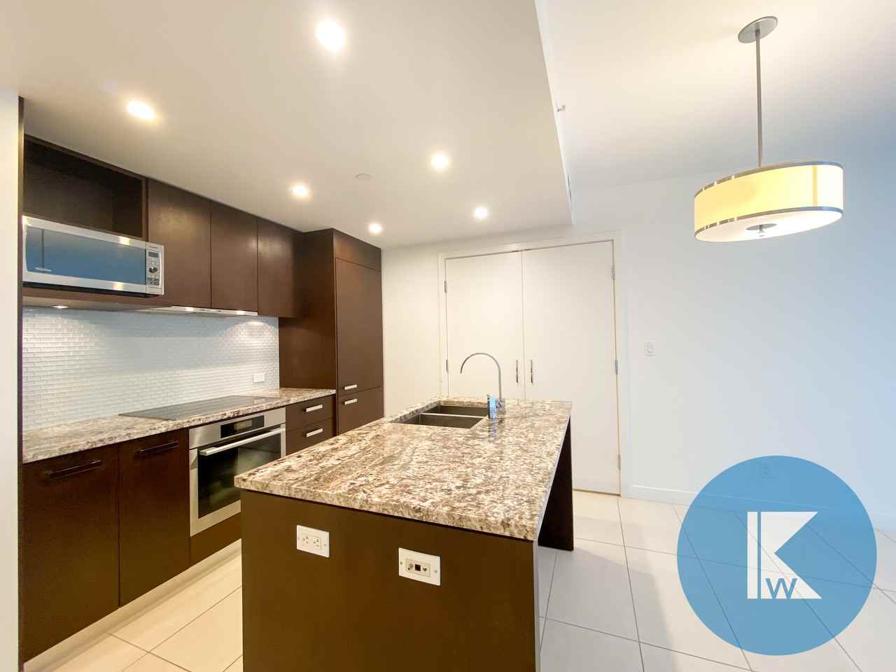 1028 Barclay Street #1001 - Photo 2 of 15