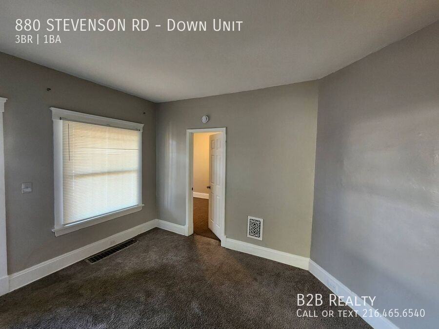 880 Stevenson Road - Photo 3 of 23