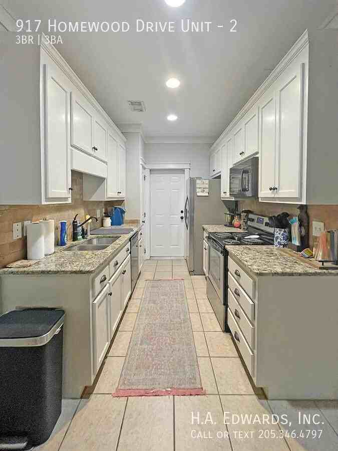 917 Homewood Drive #2 - Photo 3 of 18