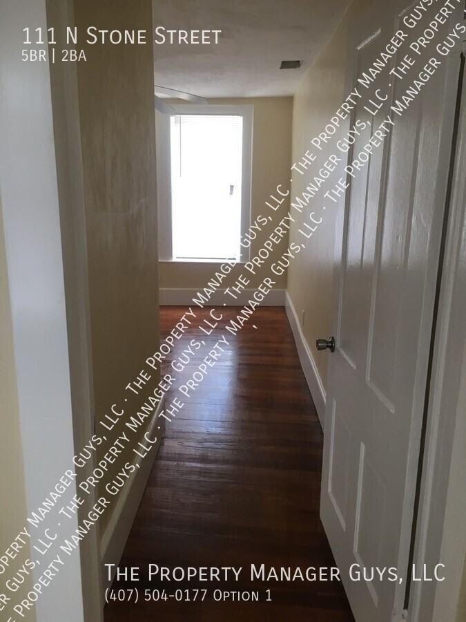 111 North Stone Street - Photo 7 of 50