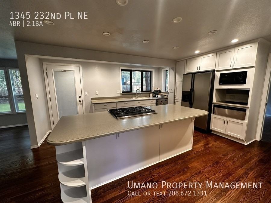 1345 232nd Place Northeast - Photo 4 of 30