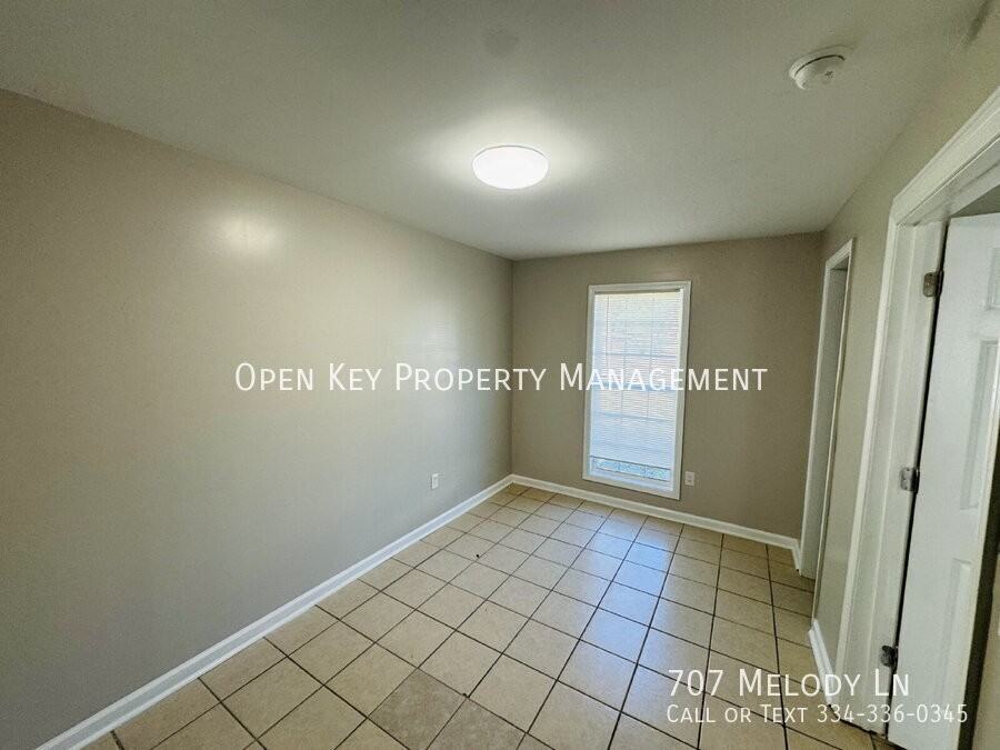 707 Melody Lane - Photo 3 of 10