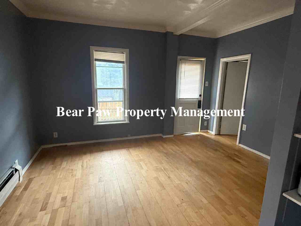 834 Virginia Street - Photo 4 of 14