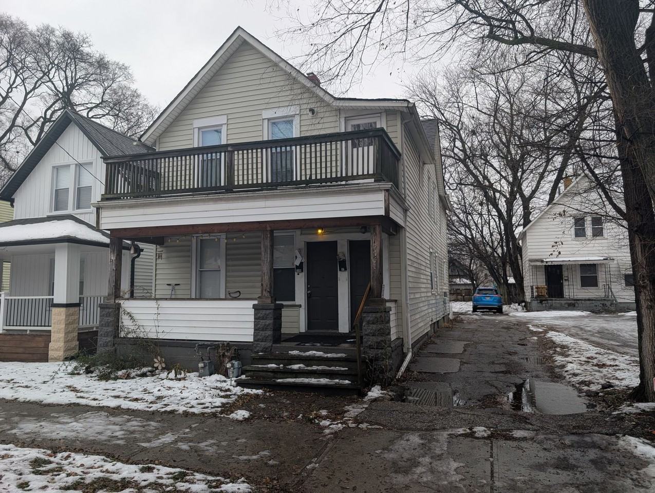 1955 W 58th St - Photo 2 of 29