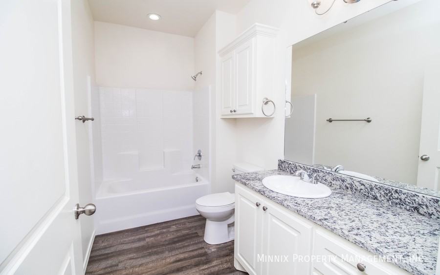 6925 20th Street - Photo 6 of 27