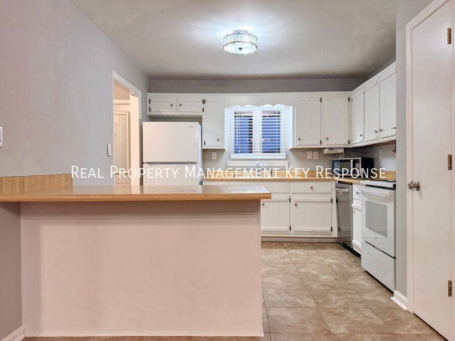 660 Gibbs Lane - Photo 5 of 23