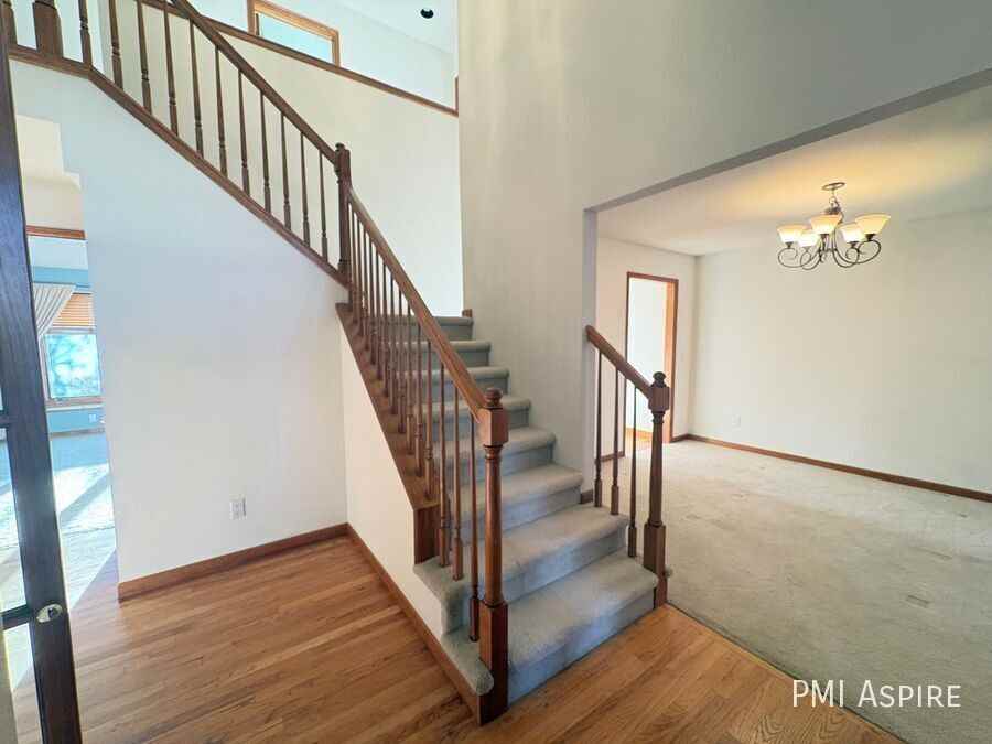 2947 Sand Dollar Court - Photo 3 of 34