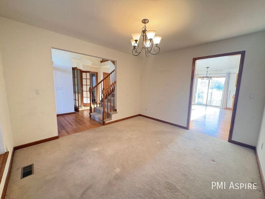 2947 Sand Dollar Court - Photo 5 of 34