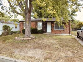 featured image of 2461 Duchess Dr