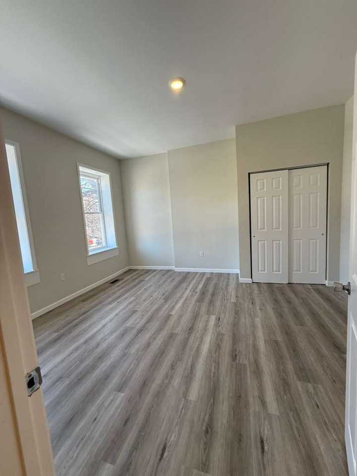 32153217 Nebraska Ave - Photo 4 of 20