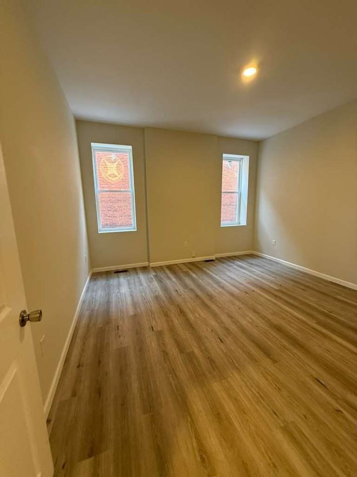 32153217 Nebraska Ave - Photo 6 of 20