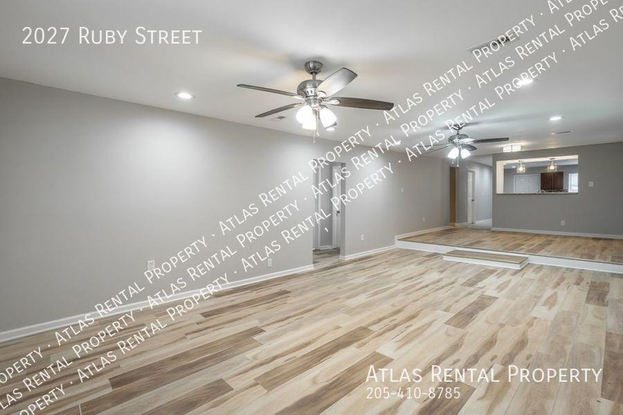 2027 Ruby St - Photo 7 of 19