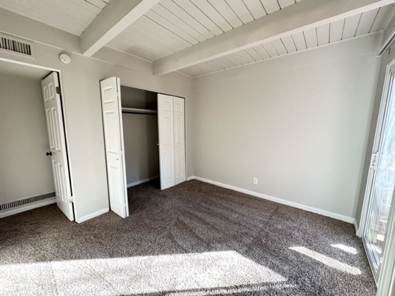 425 E Fountain Pl #201 - Photo 7 of 21