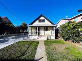 featured image of 1343 Walnut Avenue