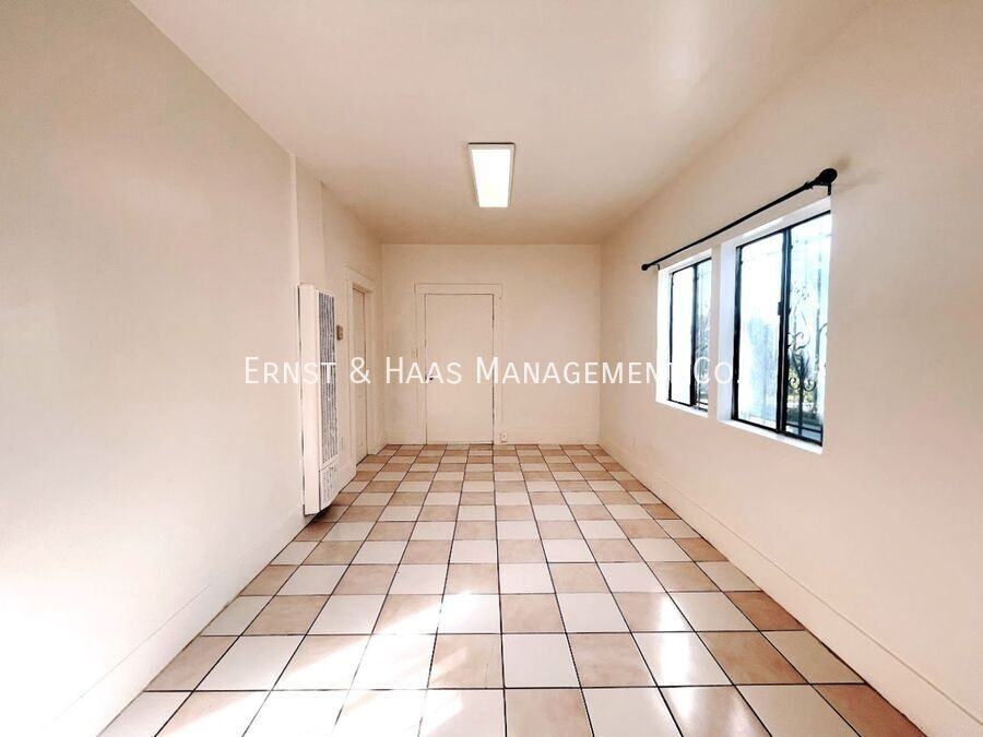 1343 Walnut Avenue - Photo 5 of 14