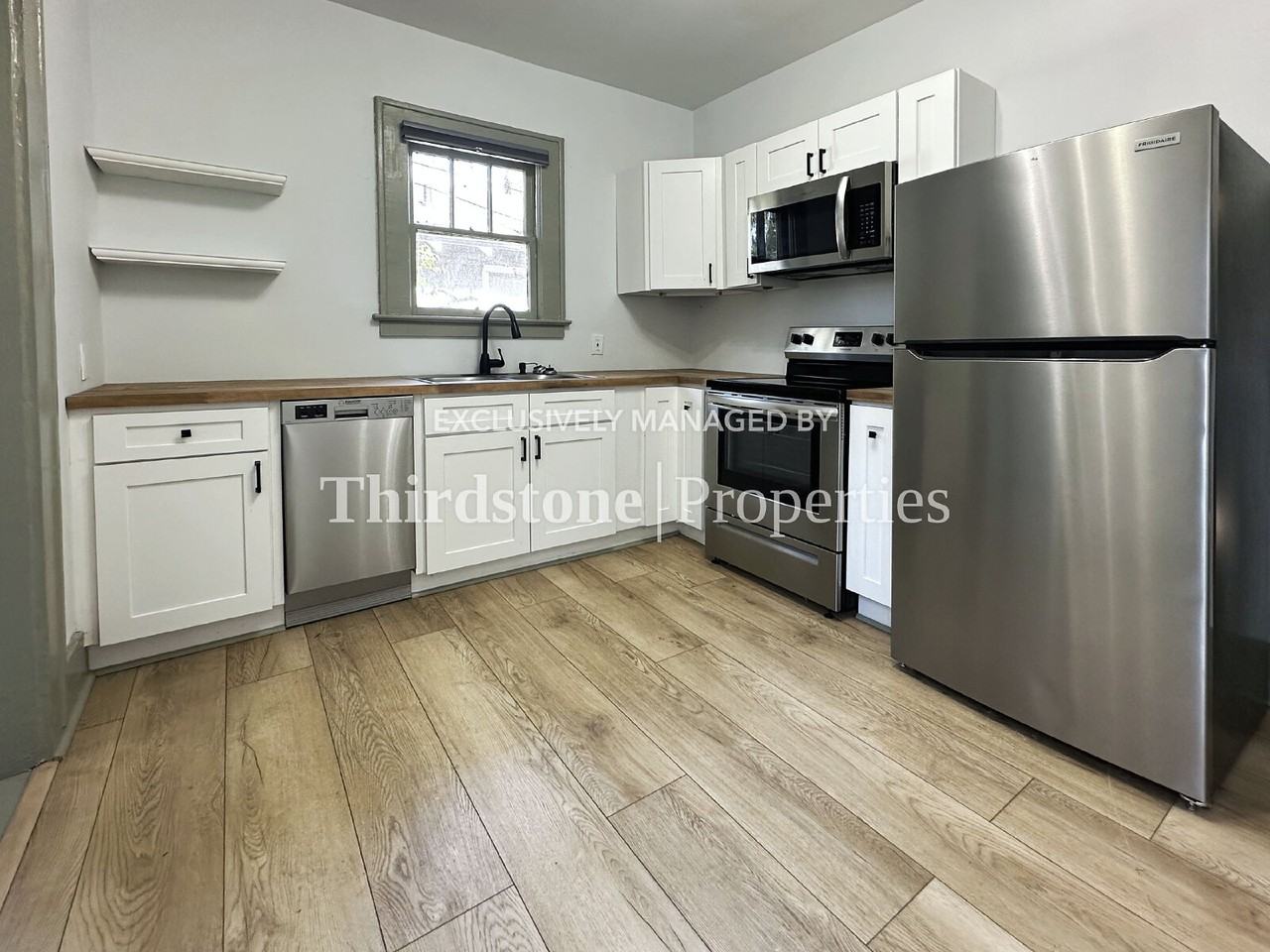 2030 Redwing Street - Photo 4 of 18