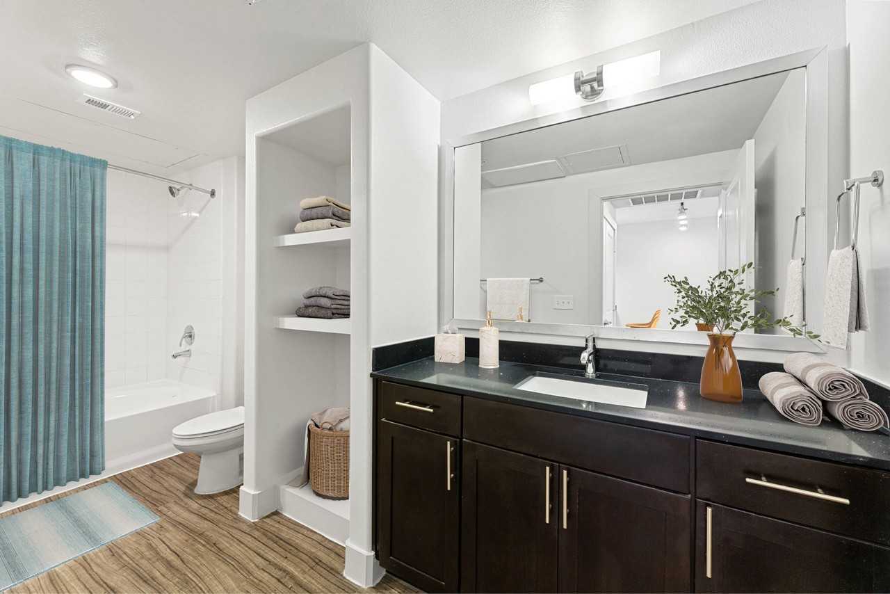 The Standard at Domain Northside - Photo 6 of 35