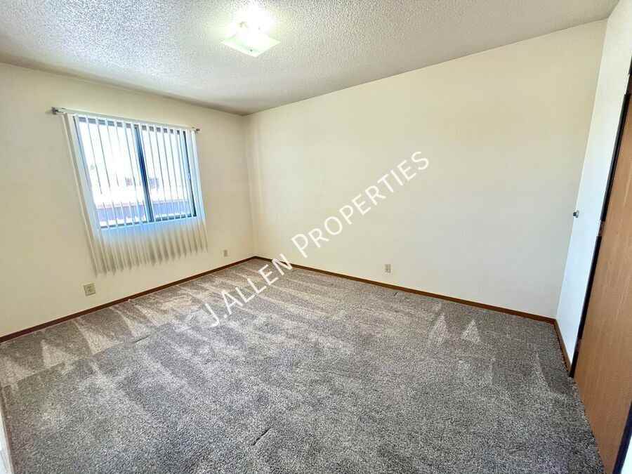 901 Syracuse Ave Bldg A #7 - Photo 5 of 8