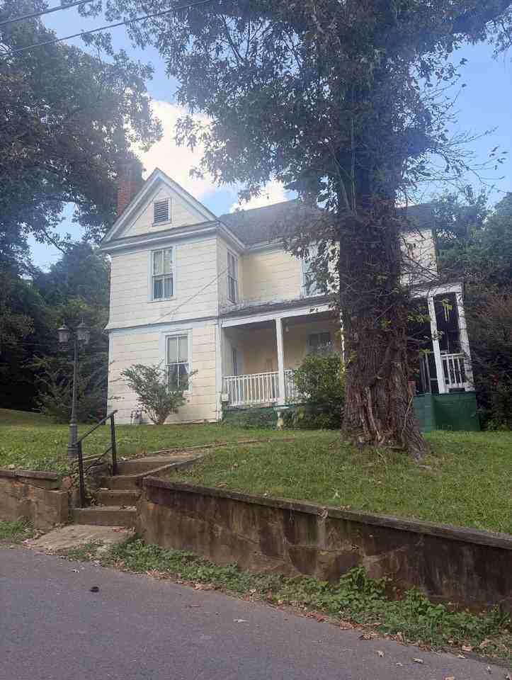 503 2nd St Nw - Photo 2 of 2