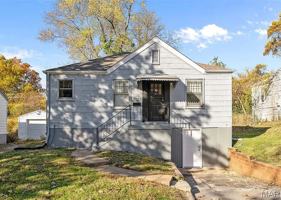 featured image of 10045 Dorothy Avenue