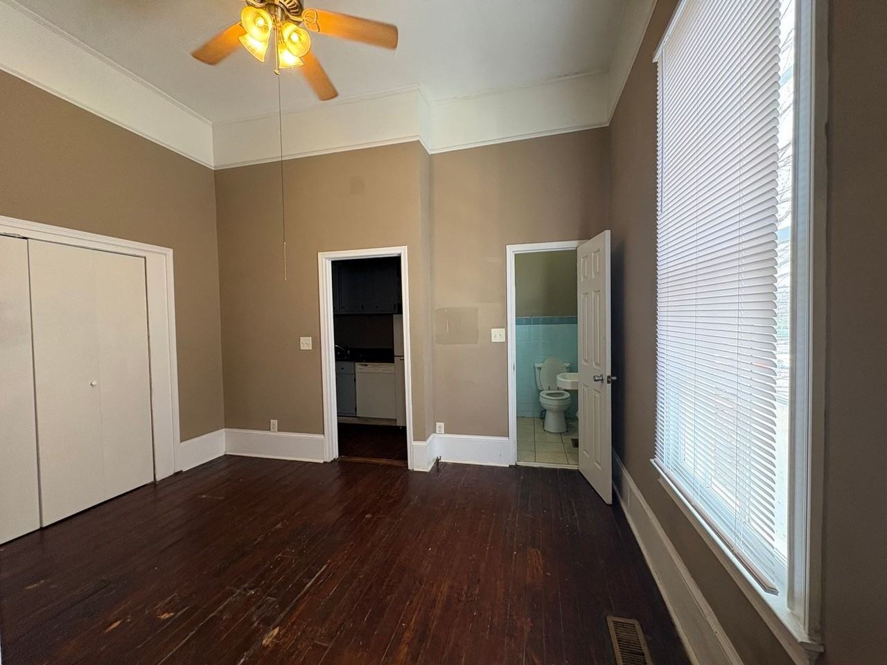 171 Orange St #1 - Photo 7 of 12