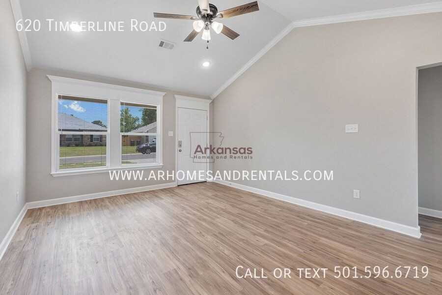 620 Timberline Rd - Photo 2 of 10