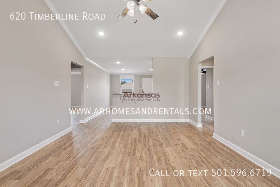 620 Timberline Rd - Photo 3 of 10