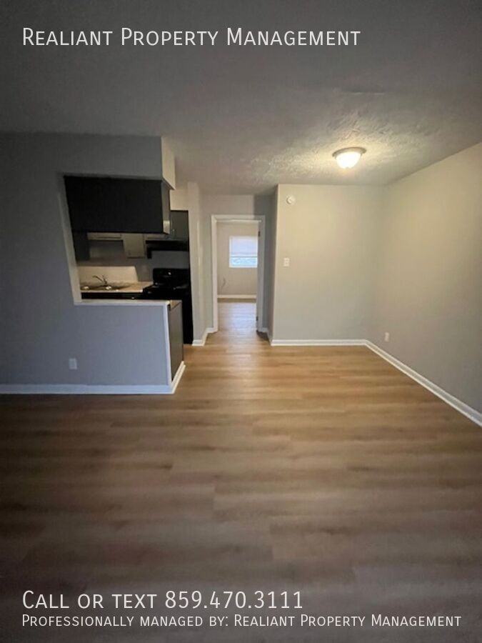 2021 Cambridge Dr #43 - Photo 3 of 18