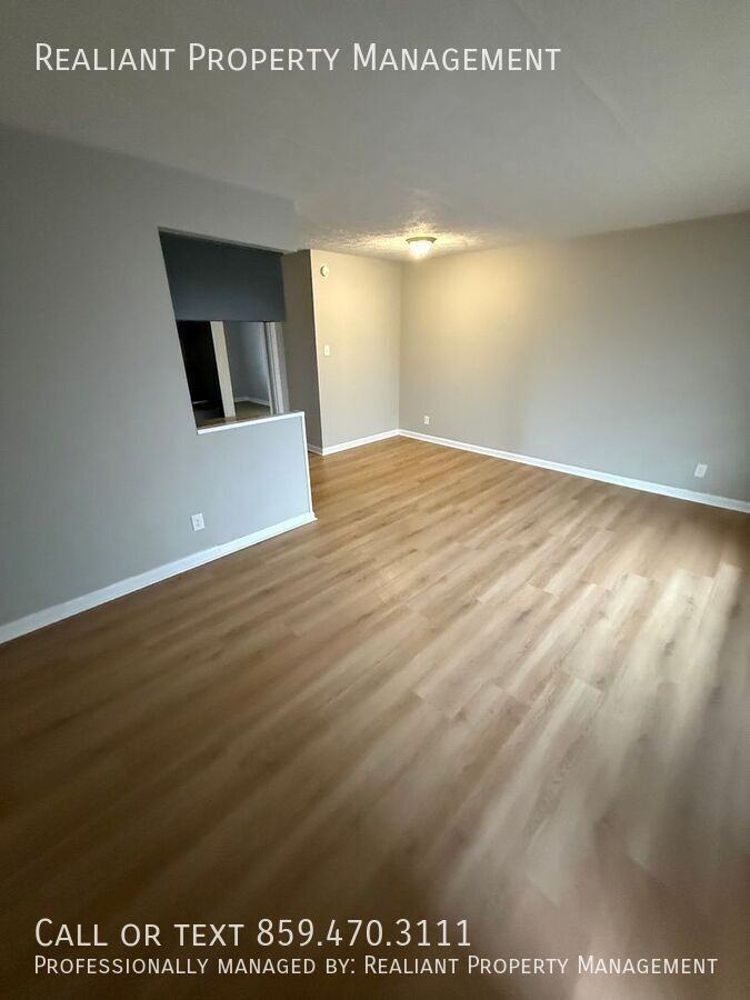 2021 Cambridge Dr #43 - Photo 4 of 18