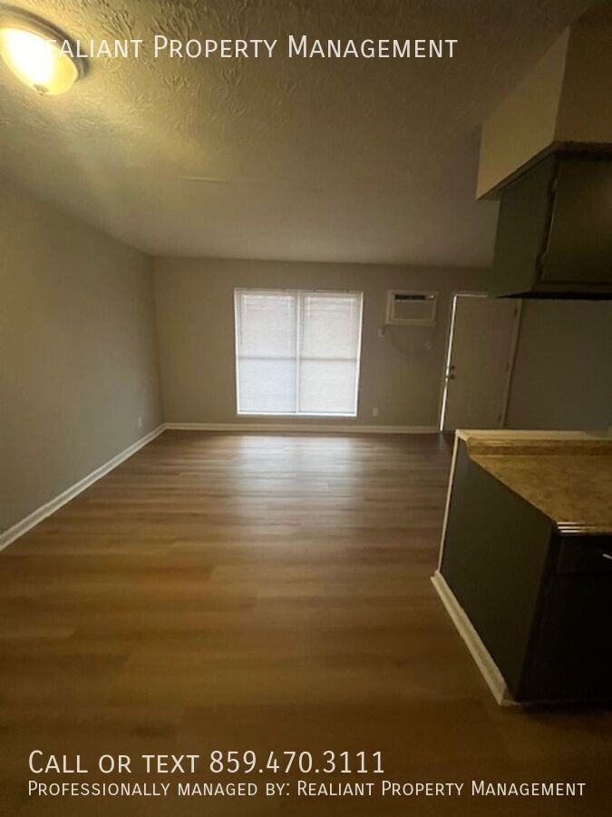 2021 Cambridge Dr #43 - Photo 5 of 18