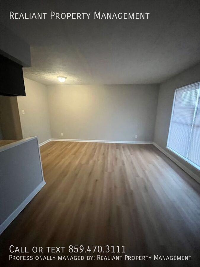 2021 Cambridge Dr #43 - Photo 6 of 18