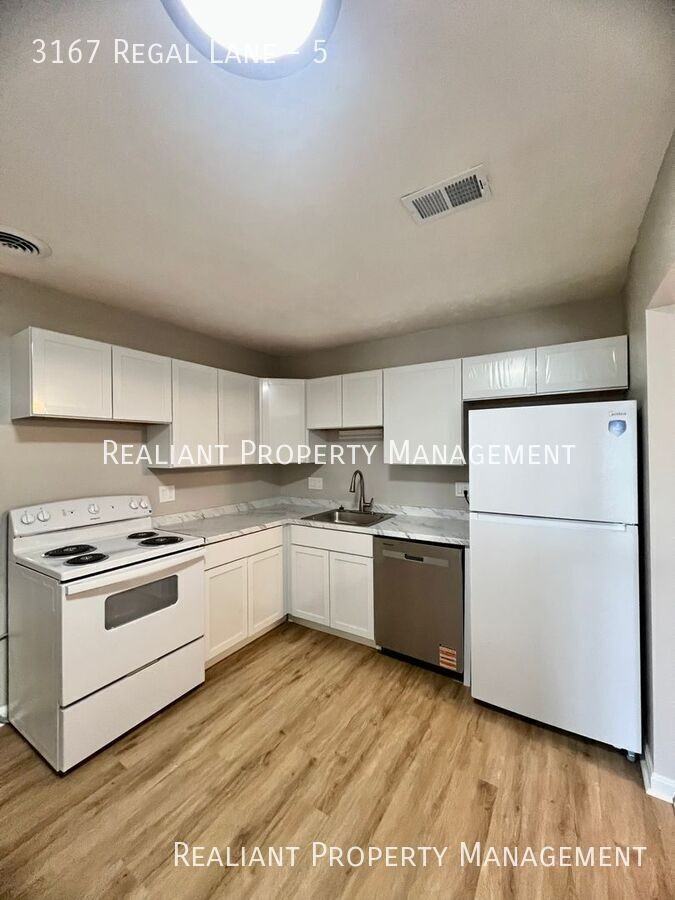 3167 Regal Ln #5 - Photo 5 of 15