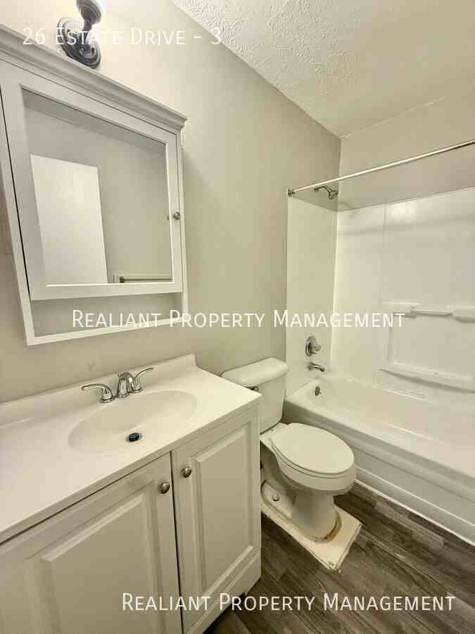 26 Estate Drive #3 - Photo 6 of 8