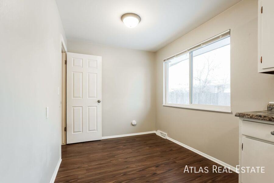 1513 31st Ave - Photo 5 of 19