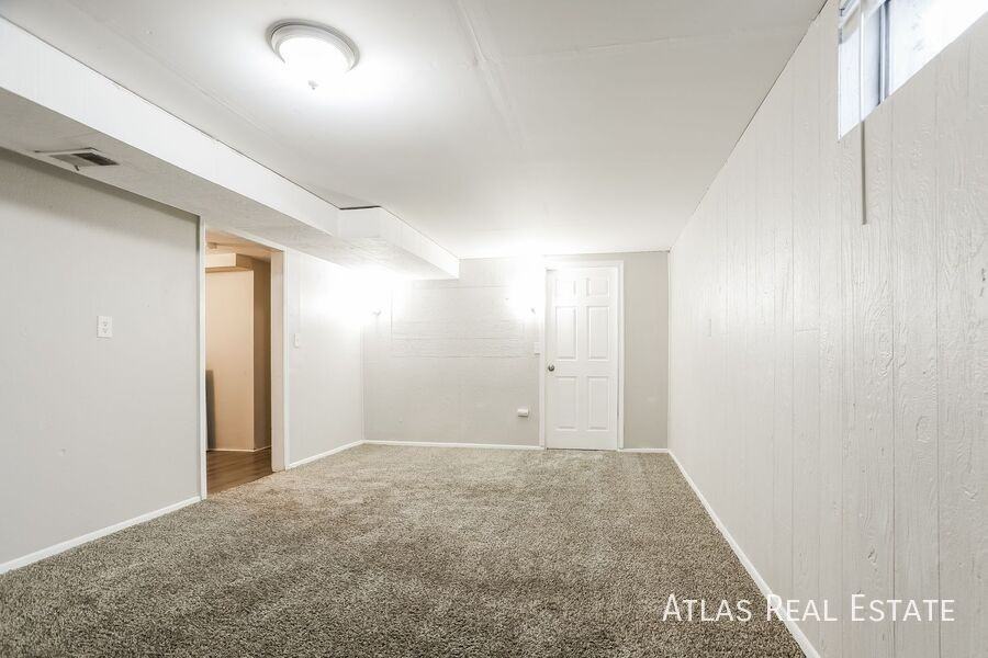 1513 31st Ave - Photo 7 of 19