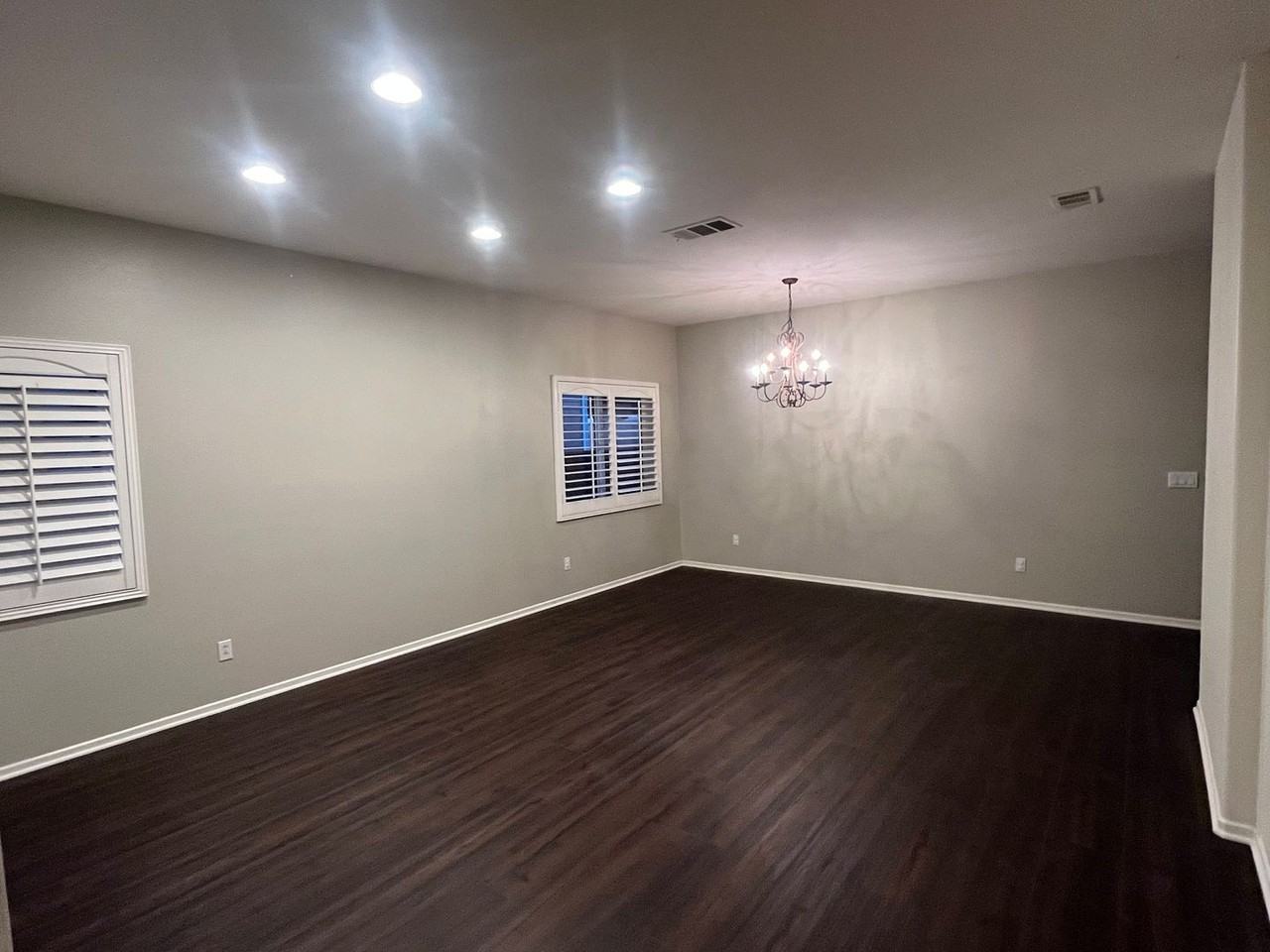 35736 Emily Ave - Photo 4 of 35