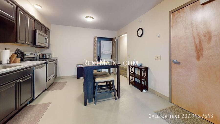 8 Elizabeth Ave #2 - Photo 2 of 13